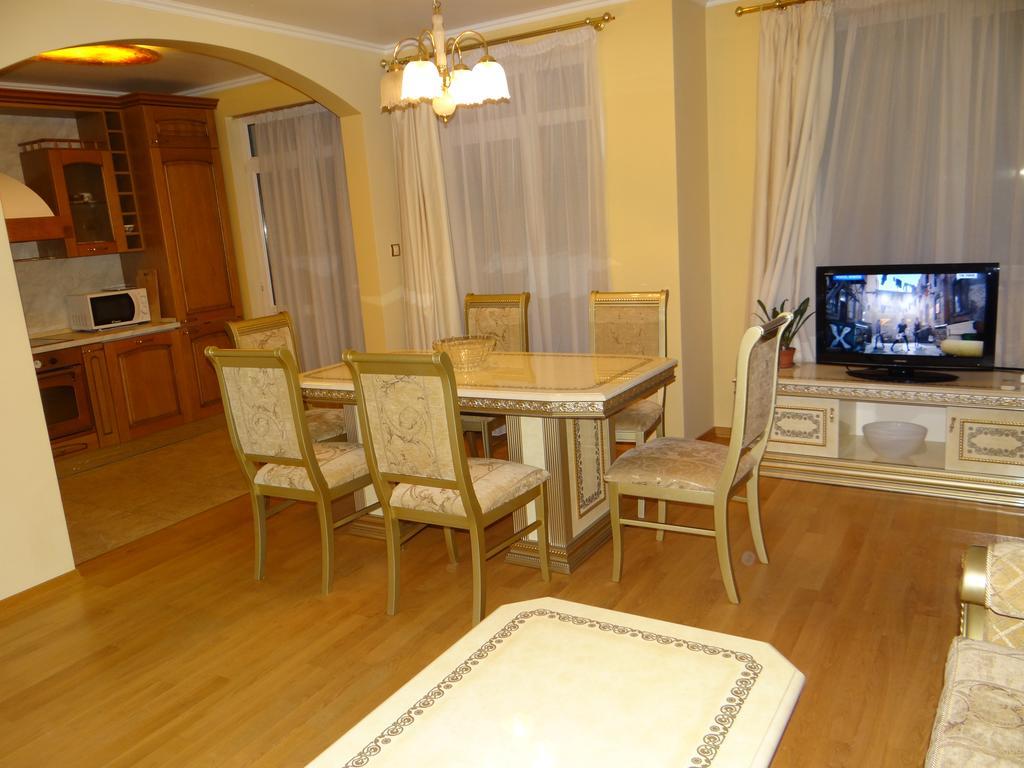 Luxury Versailles Apartments Center Opera Burgas Ngoại thất bức ảnh