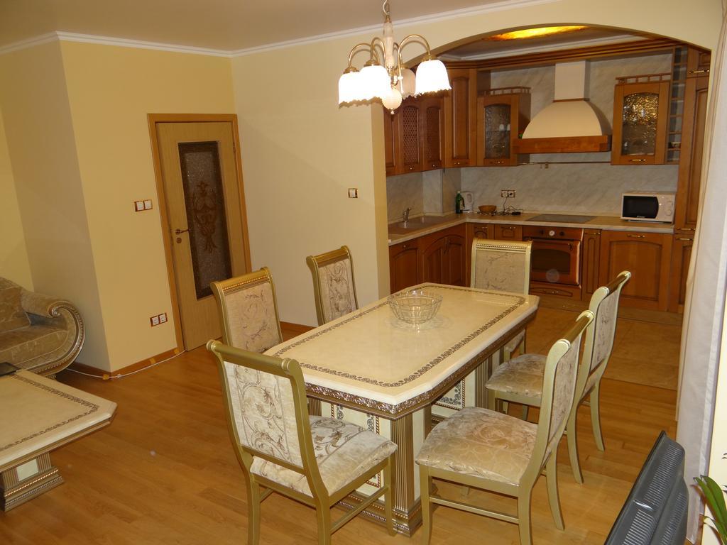Luxury Versailles Apartments Center Opera Burgas Ngoại thất bức ảnh