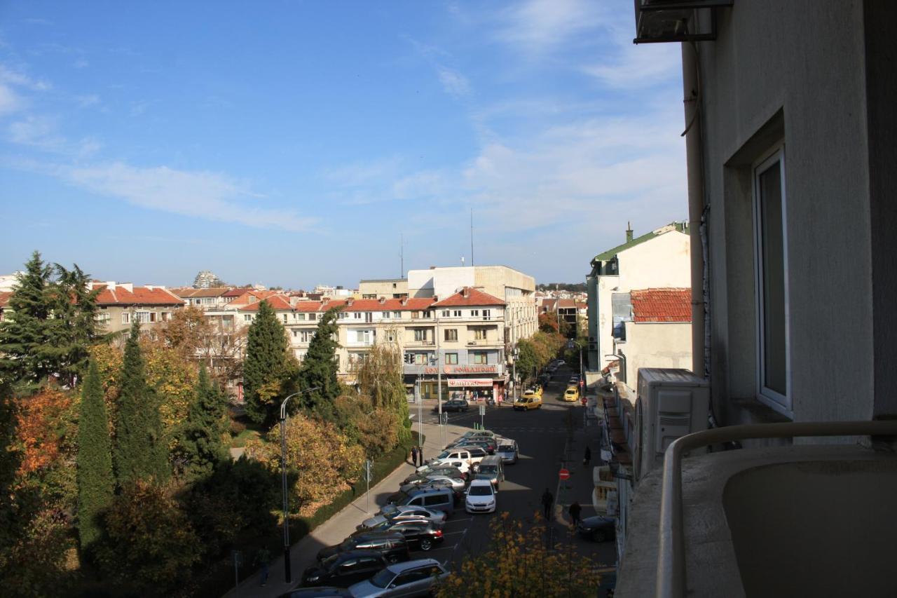 Luxury Versailles Apartments Center Opera Burgas Ngoại thất bức ảnh