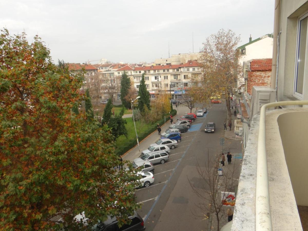 Luxury Versailles Apartments Center Opera Burgas Ngoại thất bức ảnh